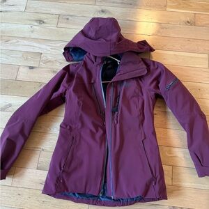 Helly Hansen Women's Maroon Ski Jacket